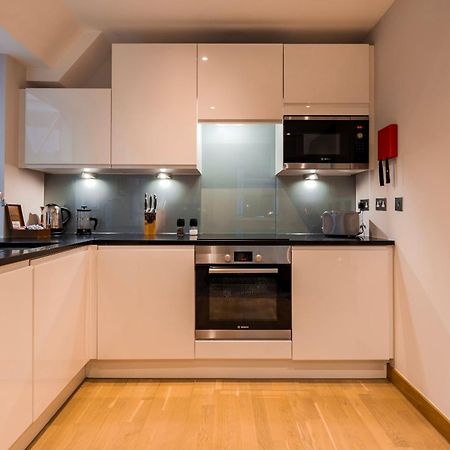 Barbican Serviced Apartments By Lovelystay لندن المظهر الخارجي الصورة