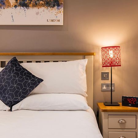 Barbican Serviced Apartments By Lovelystay لندن المظهر الخارجي الصورة