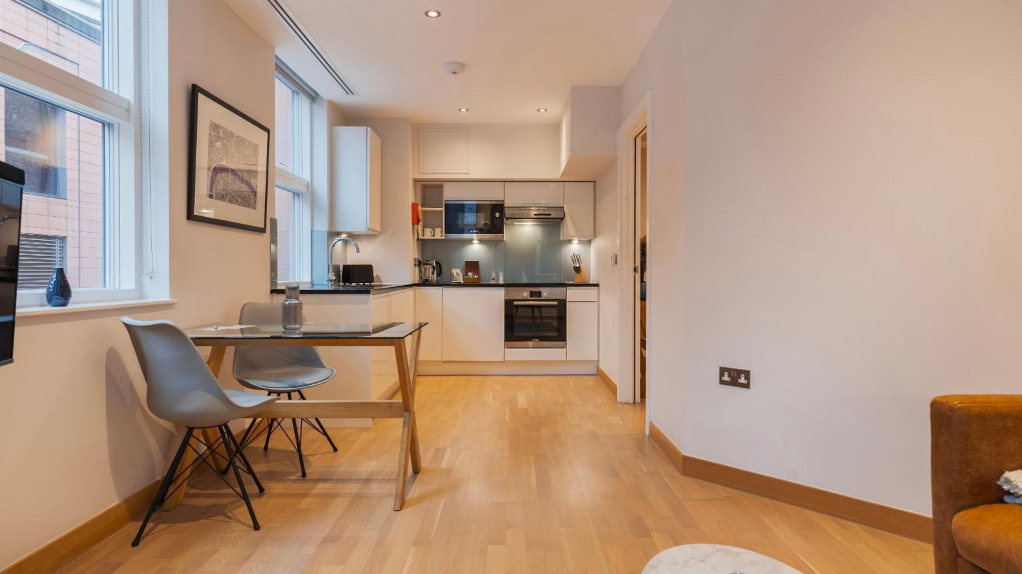 Barbican Serviced Apartments By Lovelystay لندن المظهر الخارجي الصورة