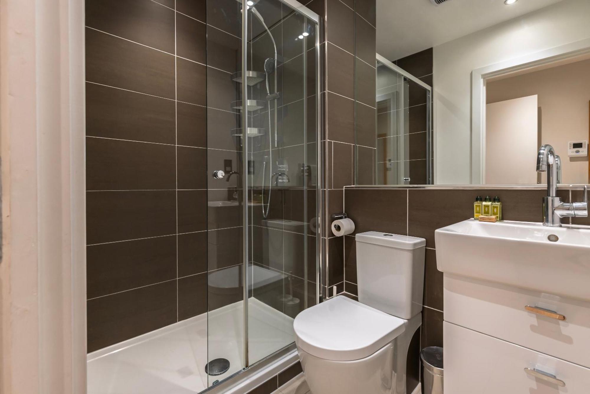 Barbican Serviced Apartments By Lovelystay لندن المظهر الخارجي الصورة