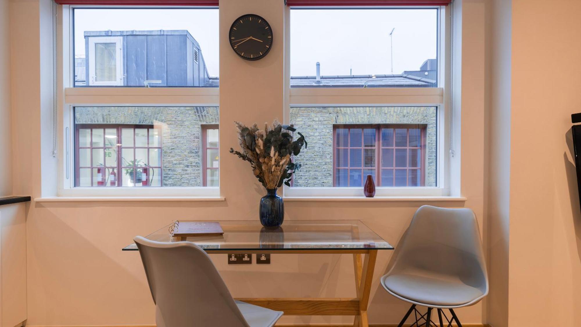 Barbican Serviced Apartments By Lovelystay لندن المظهر الخارجي الصورة