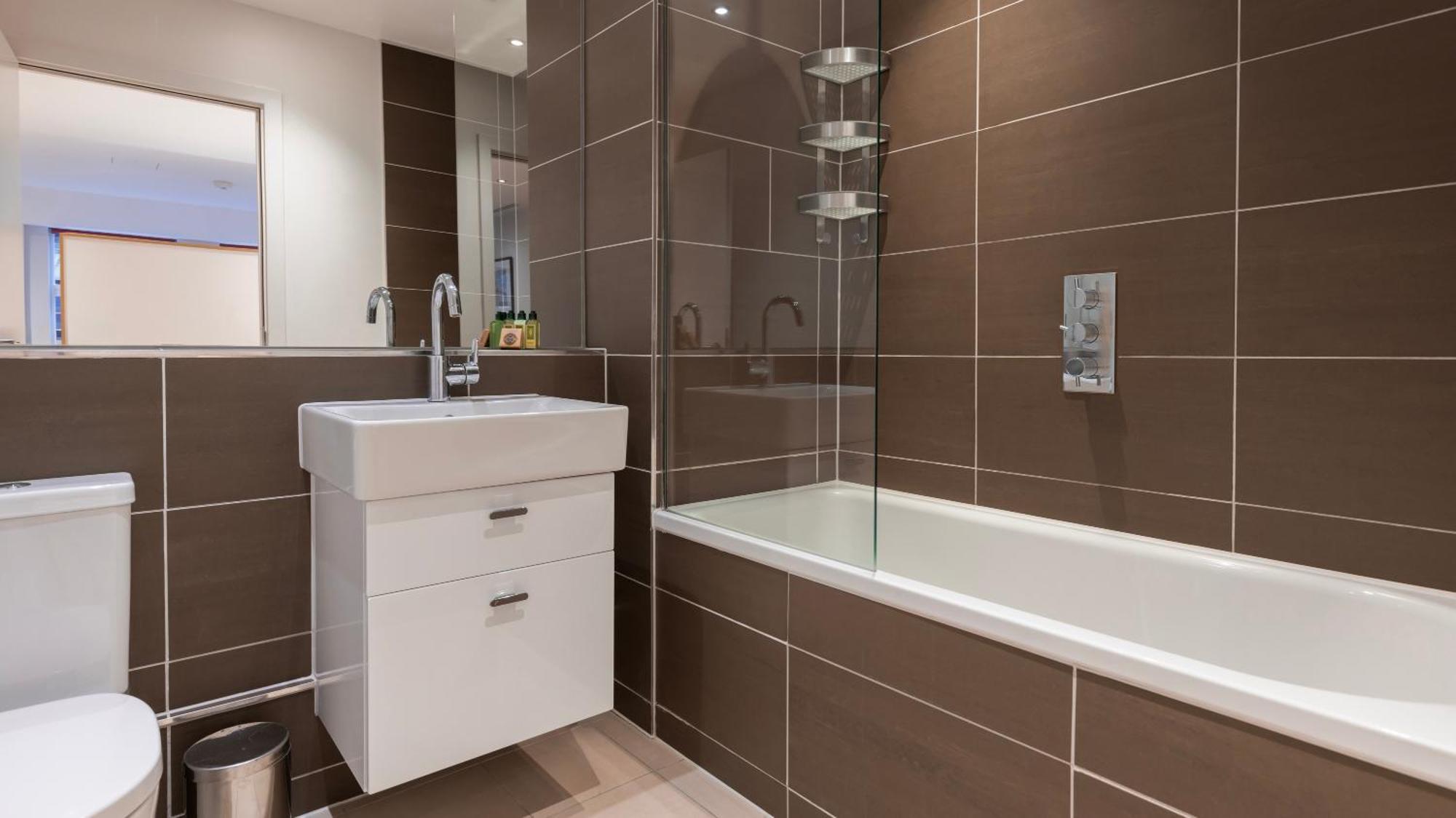 Barbican Serviced Apartments By Lovelystay لندن المظهر الخارجي الصورة