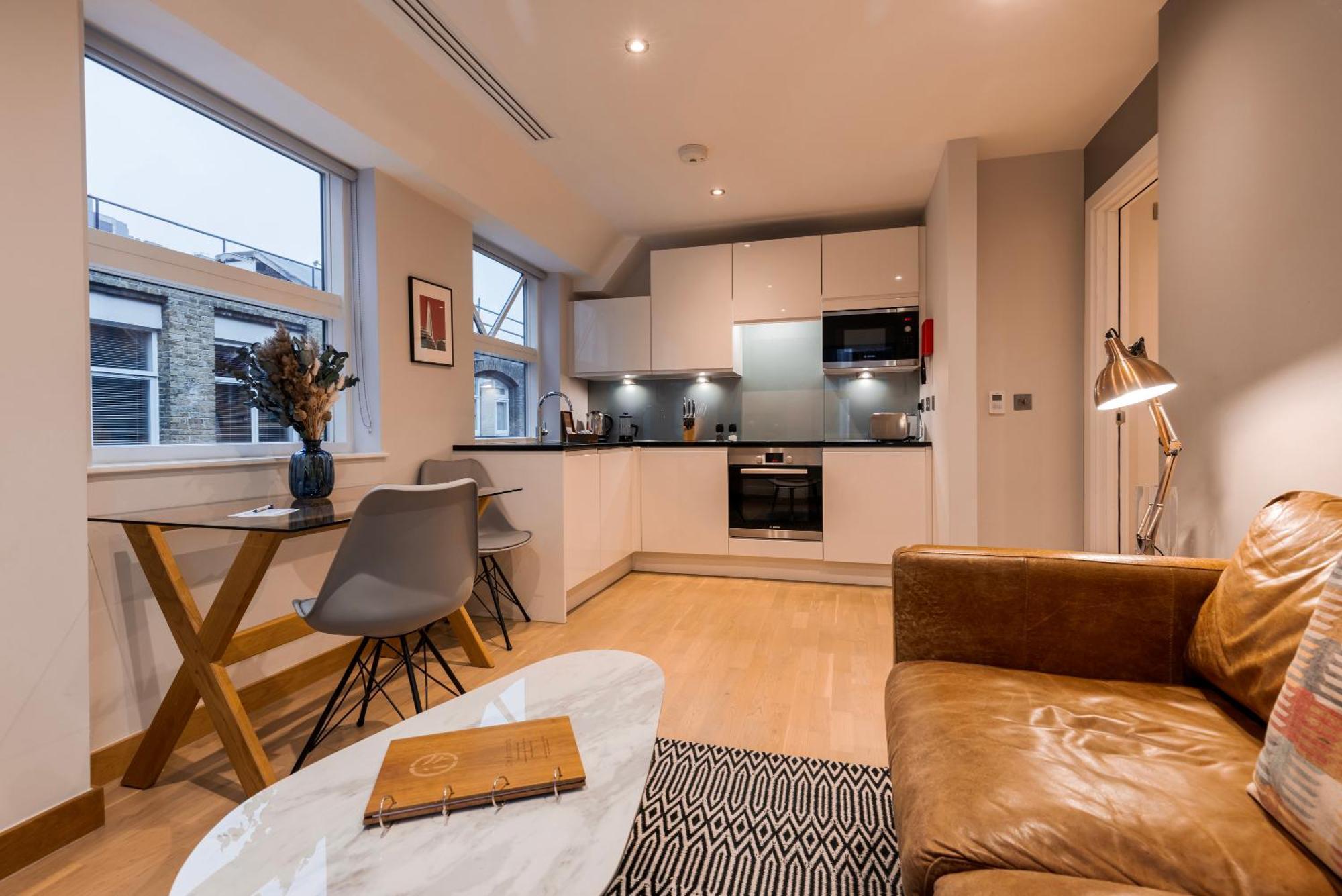 Barbican Serviced Apartments By Lovelystay لندن المظهر الخارجي الصورة