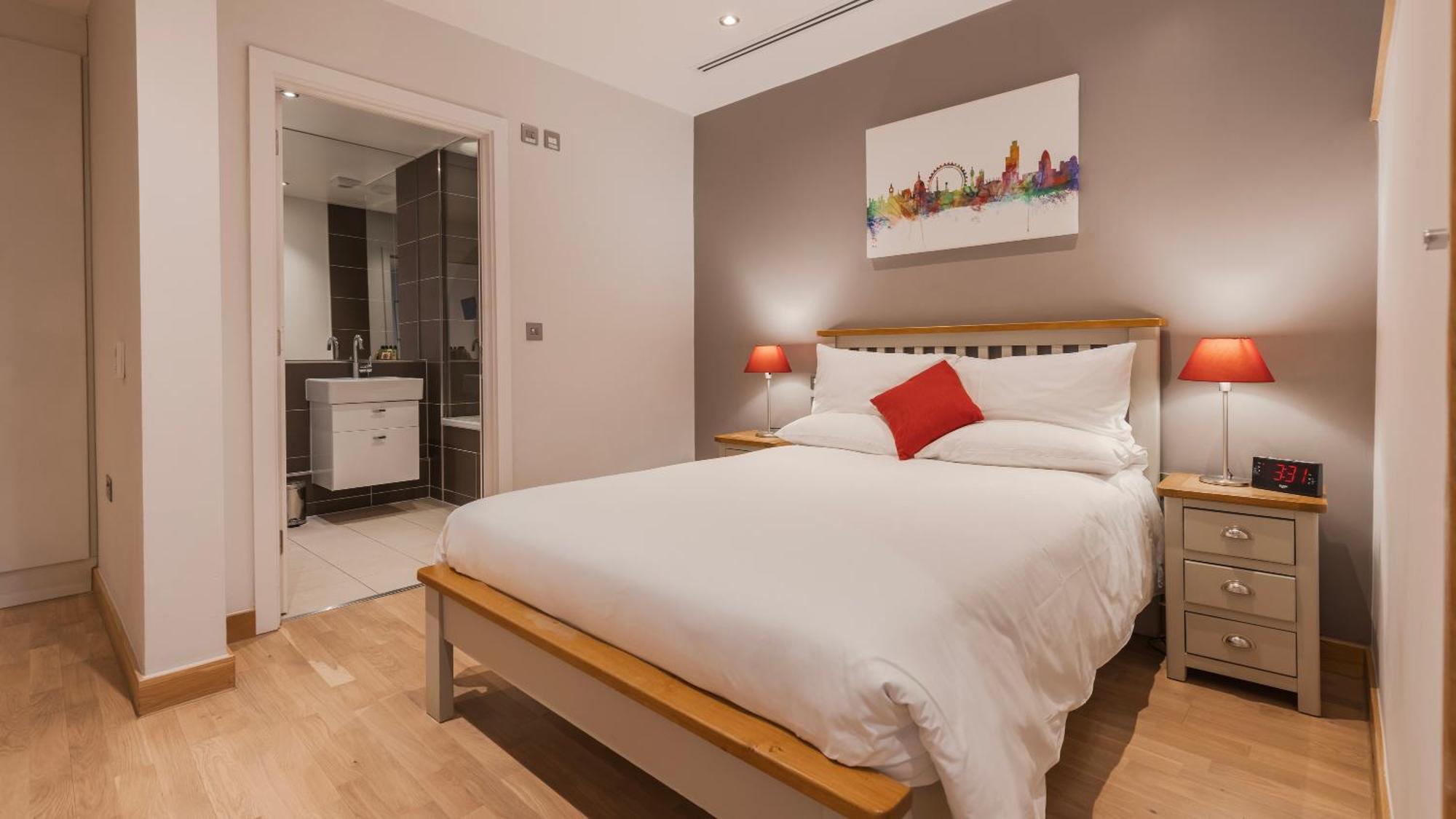 Barbican Serviced Apartments By Lovelystay لندن المظهر الخارجي الصورة