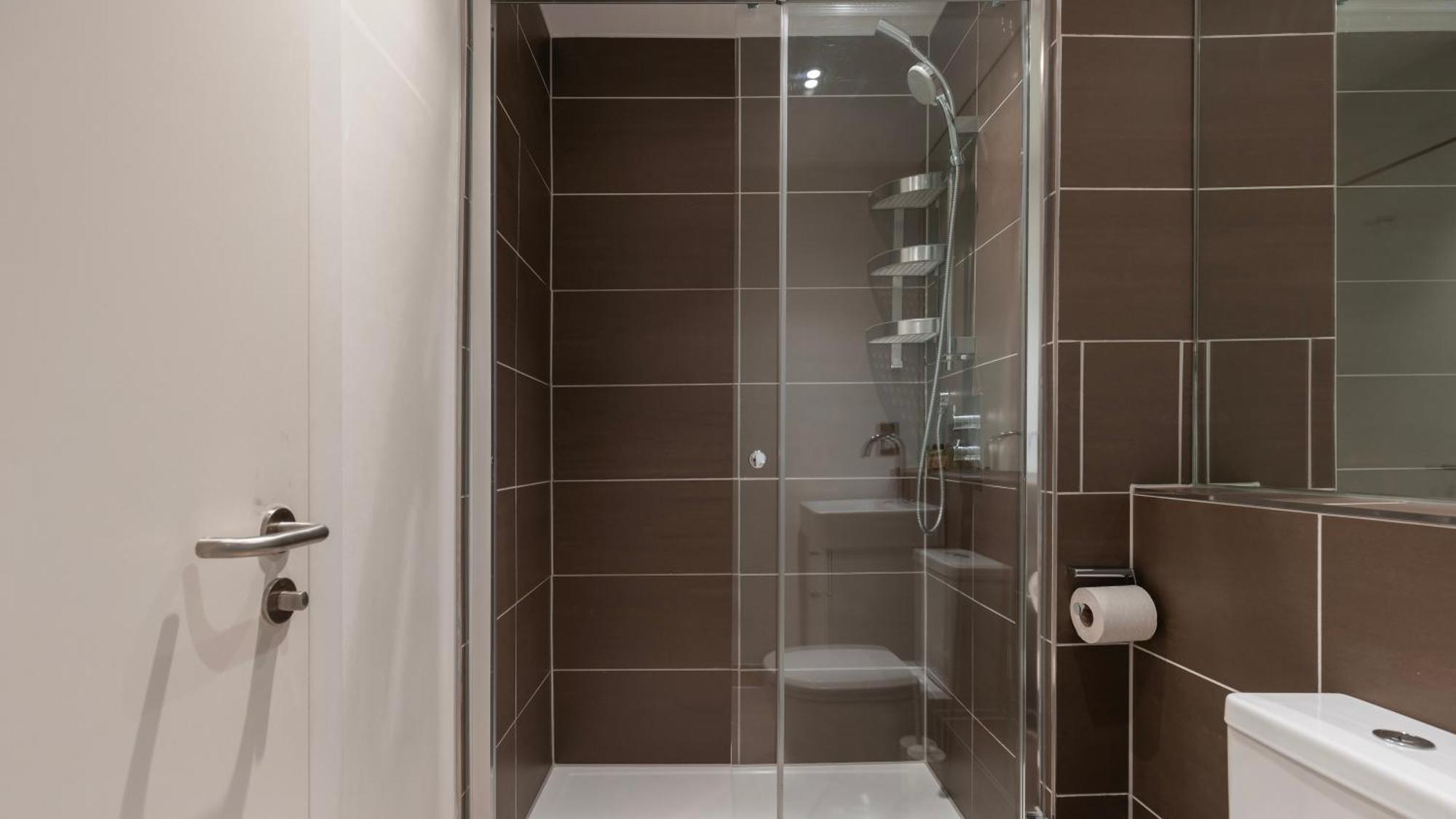 Barbican Serviced Apartments By Lovelystay لندن المظهر الخارجي الصورة
