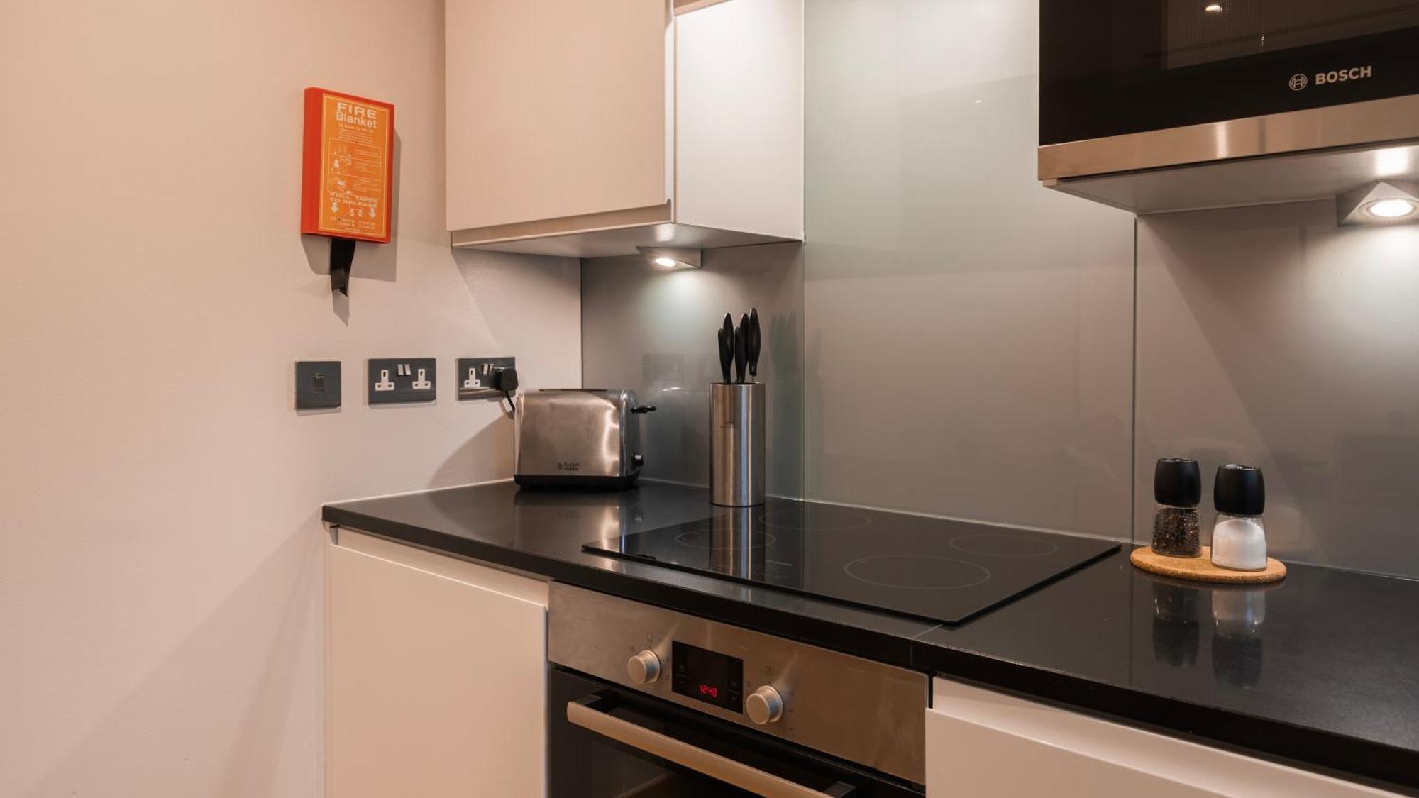 Barbican Serviced Apartments By Lovelystay لندن المظهر الخارجي الصورة